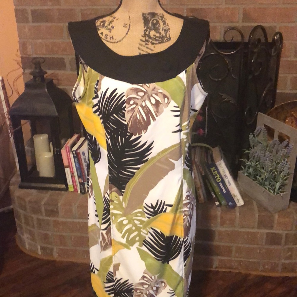 DRESS BY I.N. STUDIO SIZE 16 MADE IN VIETNAM